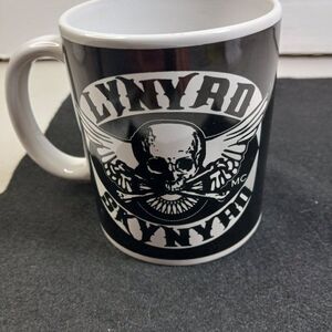 Lynyrd Skynyrd 2011 Fly on Inc Mug Cottagecore Kitsch Music Granny Chic
